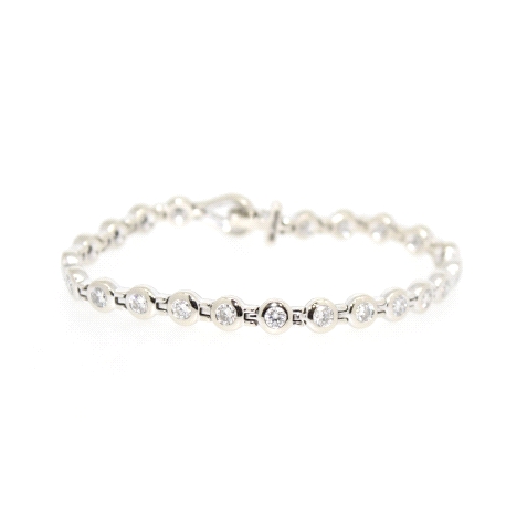 PULSERA CHATON EN ORO BLANCO CON 3.6 CT EN DIAMANTES