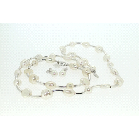 CONJUNTO EN PLATA CON PERLAS MAJORICA