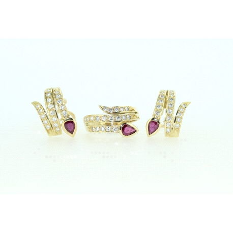 CONJUNTO CON BRILLANTES Y RUBIES