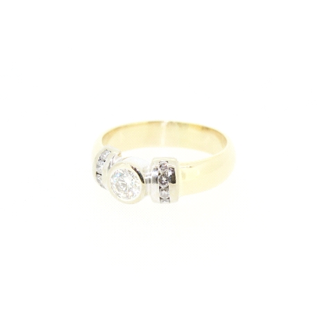 ANILLO EN ORO CON 0,55CT EN BRILLANTES