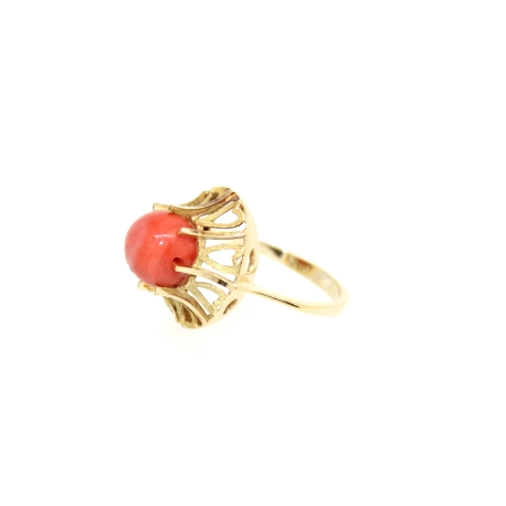 ANILLO MODELO ANTIGUO EN ORO CON CORAL