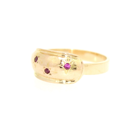 ANILLO EN ORO CON RUBIES