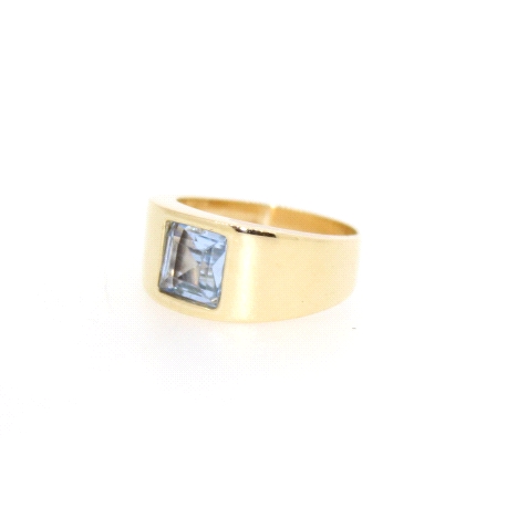 ANILLO EN ORO CON TOPACIO AZUL