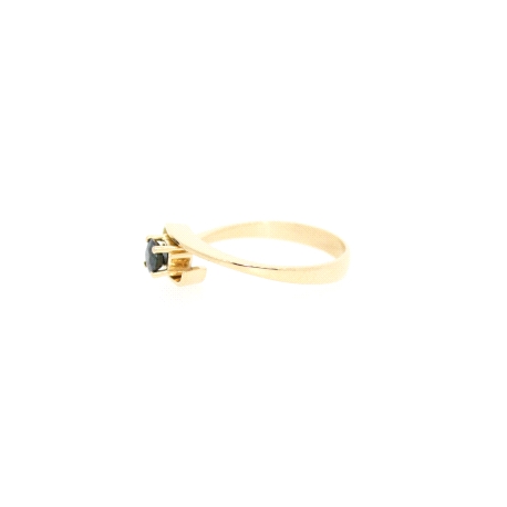 ANILLO EN ORO CON ZAFIRO