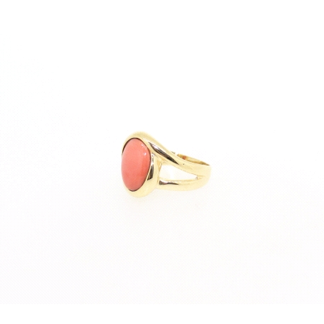 ANILLO EN ORO CON CORAL