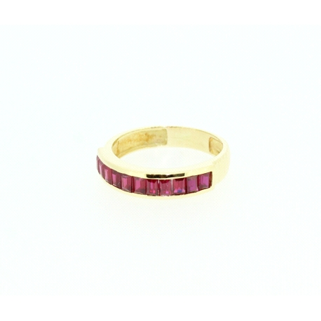 ANILLO EN ORO DE 18KT CON RUBIES