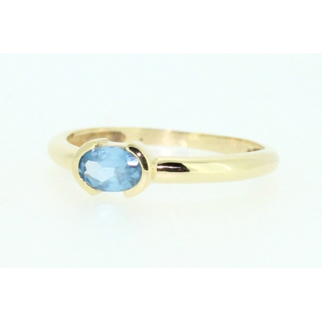 ANILLO EN ORO CON TOPACIO AZUL