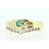 ANILLO EN ORO CON CIRCONITAS Y ESMERALDA