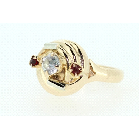 ANILLO EN ORO CON CIRCONITA Y RUBIES