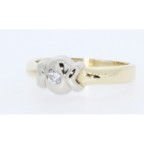 ANILLO EN ORO CON BRILLANTE DE 0,06CT.