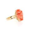 CONJUNTO DE ANILLO Y PENDIENTES EN ORO CON CORAL