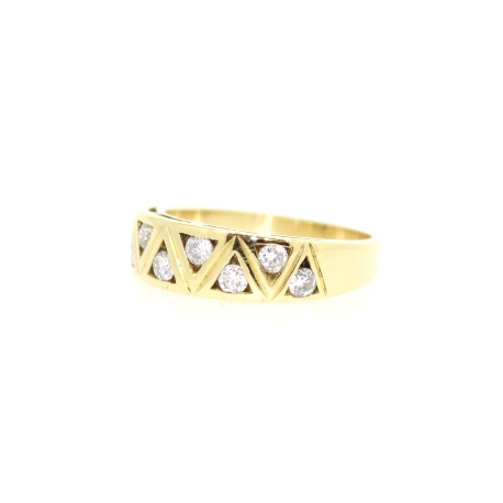 ANILLO EN ORO CON 0.65 CT EN BRILLANTES