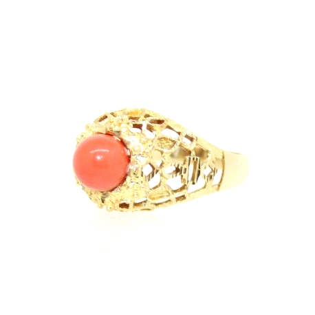 ANILLO EN ORO CON CORAL