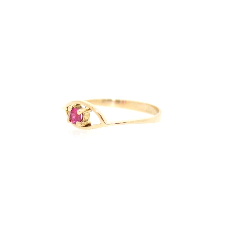 ANILLO EN ORO CON RUBI