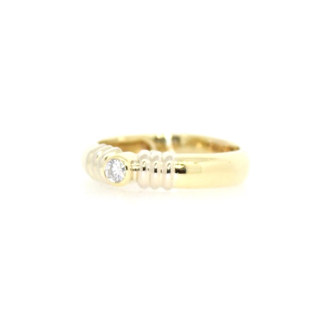 SOLITARIO EN ORO 18K CON BRILLANTE DE 0.11 CT